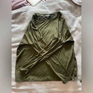 Green Long Sleeve Top